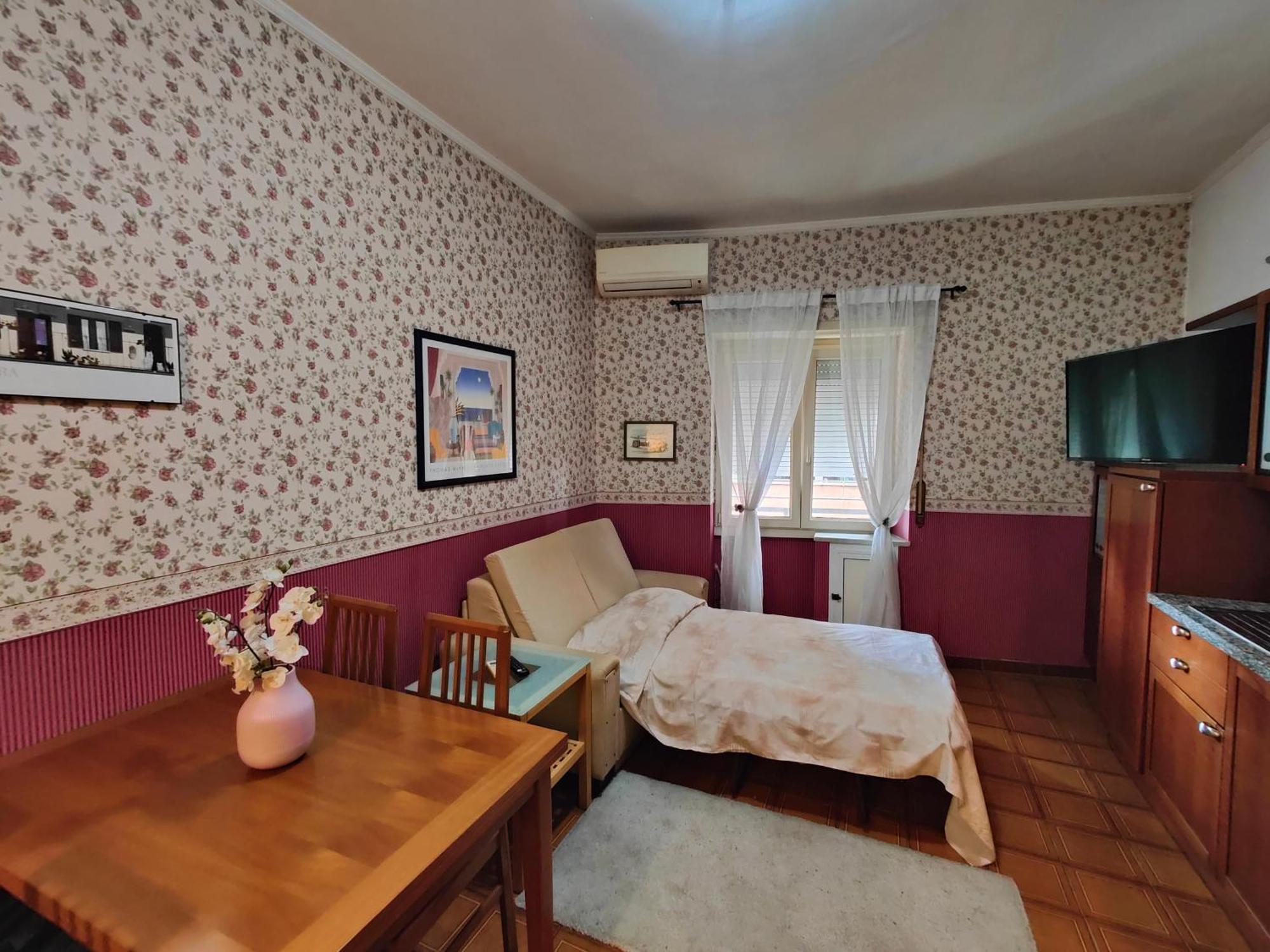 Qato House * Roma